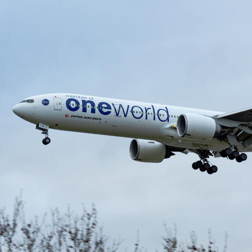 Cloudy February Day Planespotting at Heathrow